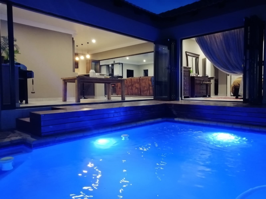 To Let 4 Bedroom Property for Rent in Wilkoppies North West
